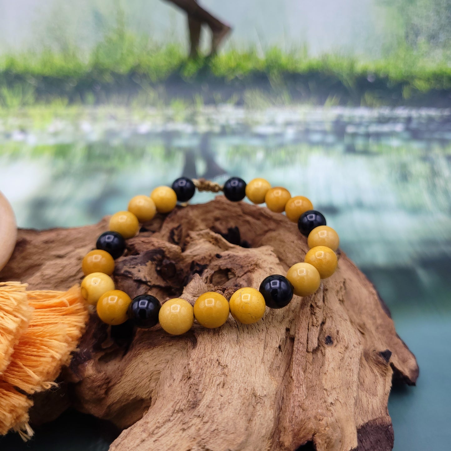 Bumblebee - Yellow Mookaite and Onyx Bracelet