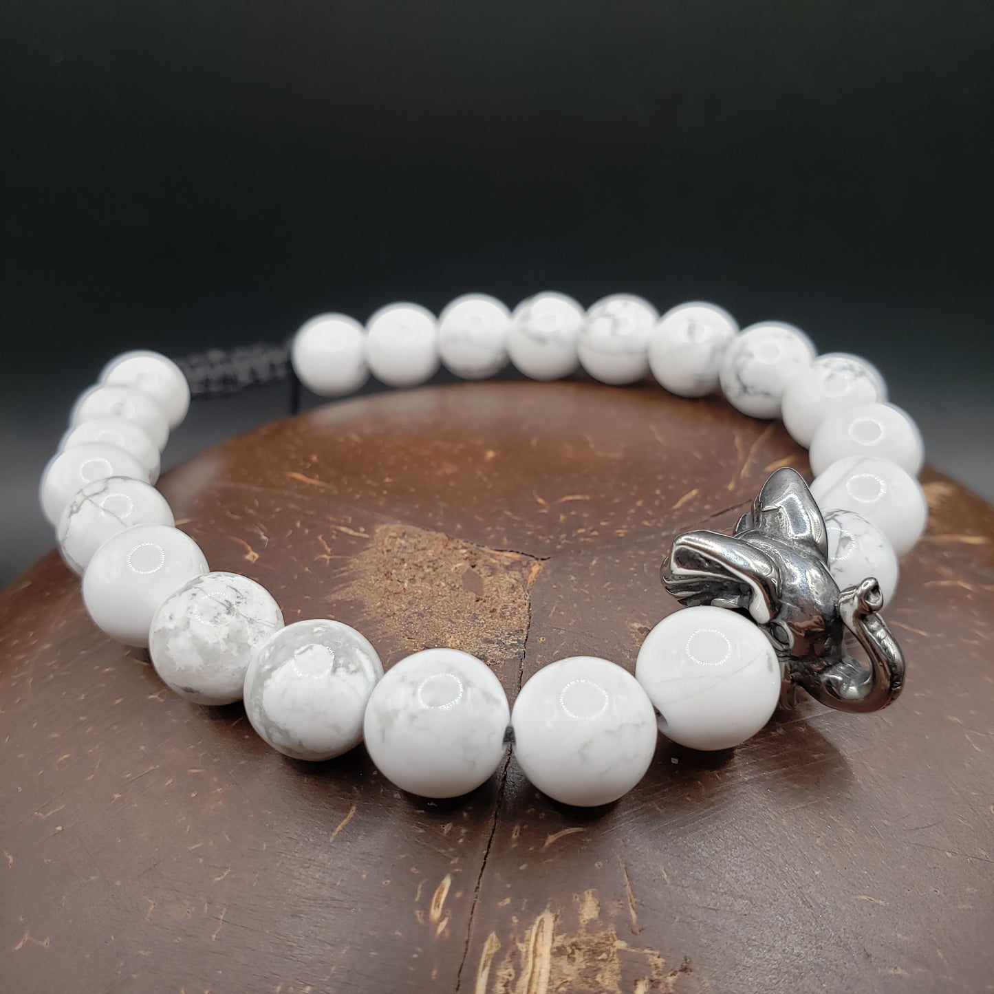 Howlite Bracelet with Elephant Head